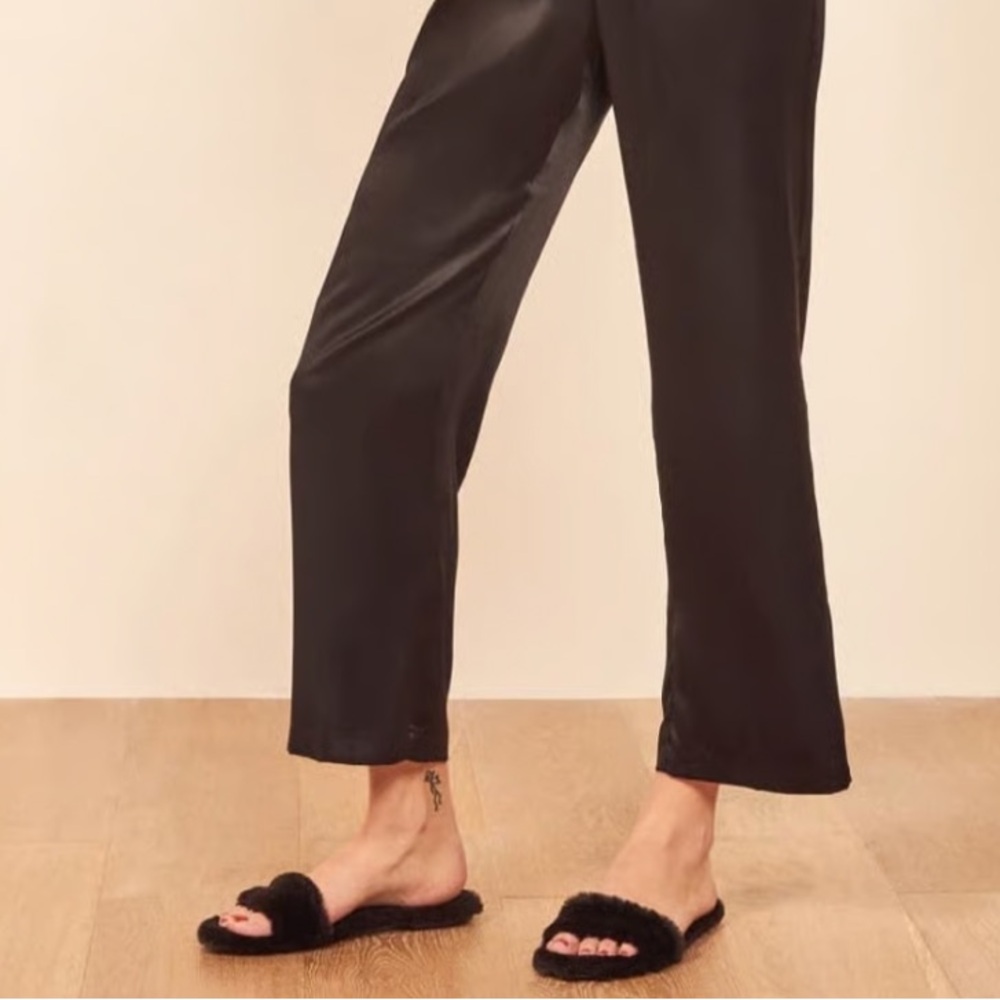 Reformation Lottie Slide